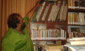 La biblioteca-hemeroteca tiene más de 7 mil ejemplares de libros y documentos que contienen la historia de Tarija