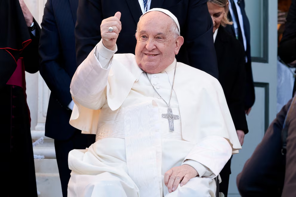 El papa Francisco pidió la paz en todo Oriente Medio y para los pueblos ...