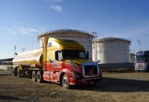 YPFB aumenta despachos de diésel desde Palmasola hasta 4 millones de litros diarios