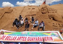 Oruro: Más de 150 artistas bolivianos y extranjeros exponen pasajes de la biblia en la arena