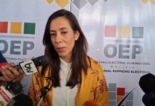 María René Soruco se presenta a la rendición de cuentas de Oscar Montes en la Gobernación de Tarija