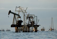 Empresas petroleras reactivan sus equipos almacenados en Venezuela tras la revisión de contratos